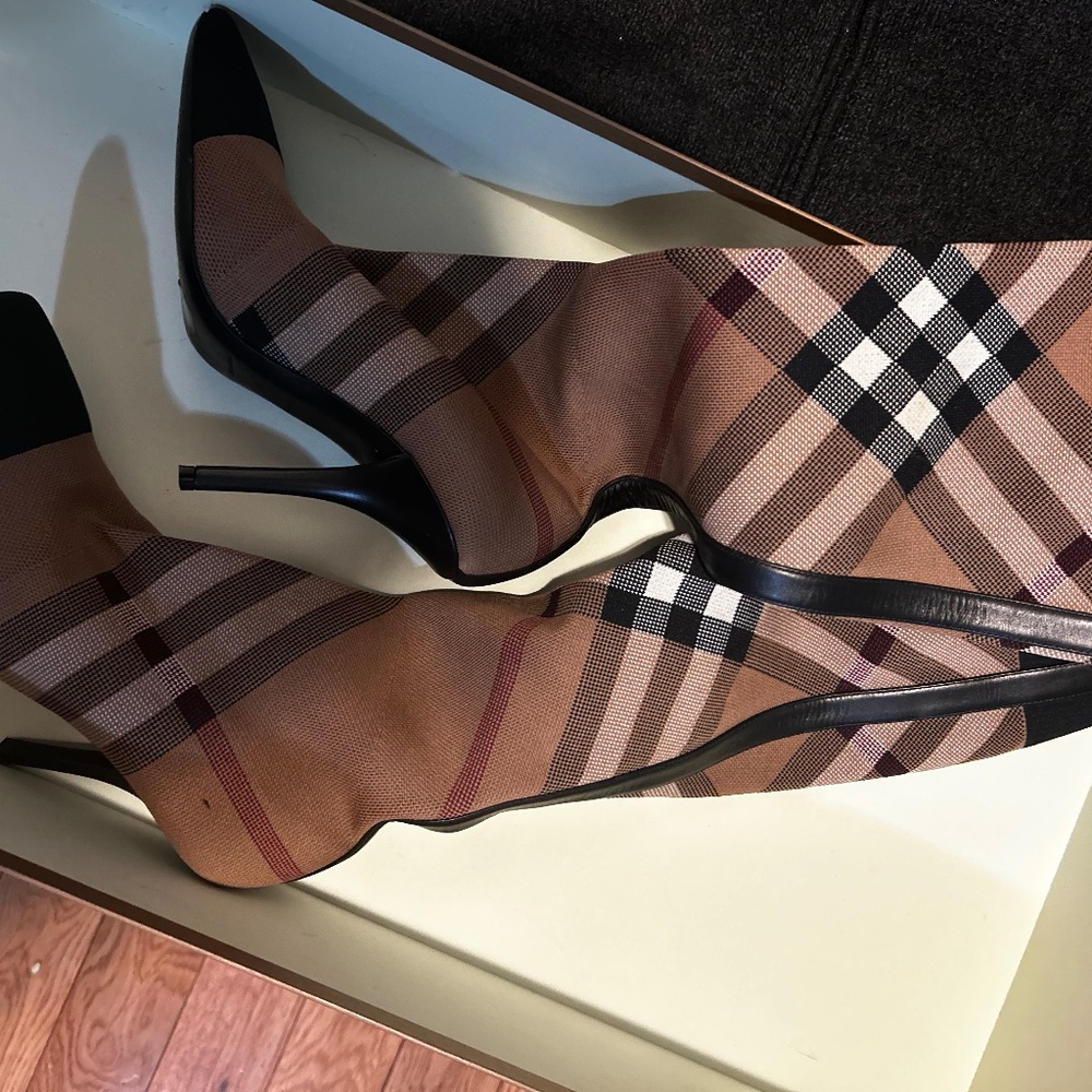 Burberry Heels